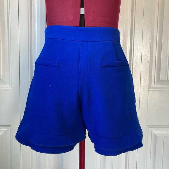 Vintage High waisted, flaired shorts. - Picture 3 of 4